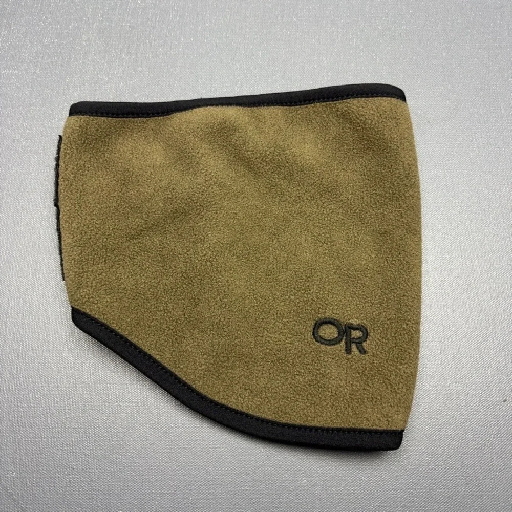 Outdoor Research Mask Men's Size 47 Green Black Fleece Gore Windstopper Cover
